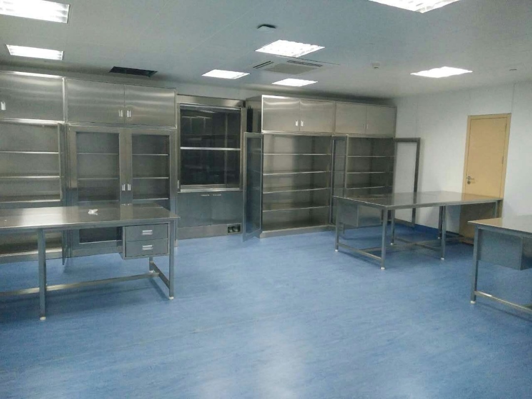 Laboratory Furniture & Solutions