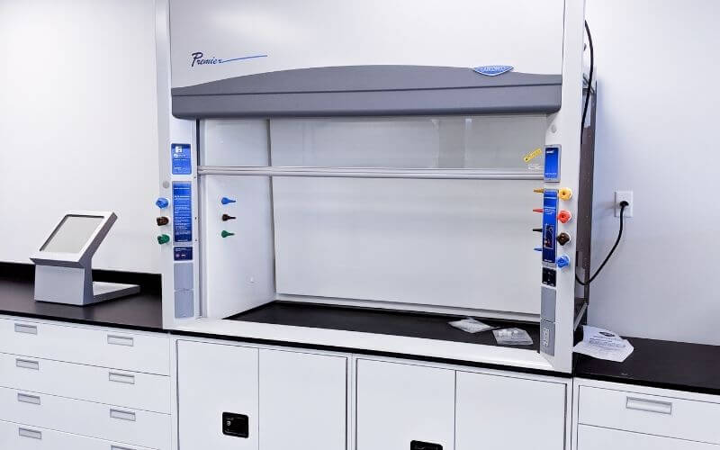 Laboratory_Fume_Hoods