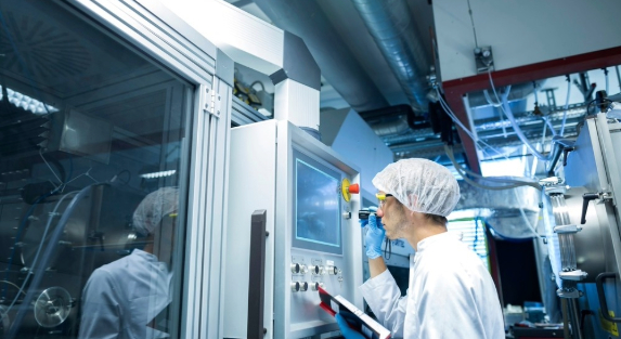 10 Benefits of Hiring Cleanroom Professionals