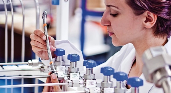 Common Challenges in Laboratory Gas Distribution Systems and How to Overcome Them