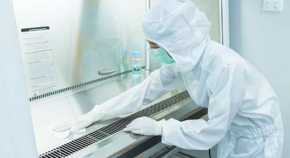 How Does a Biosafety Cabinet Work?