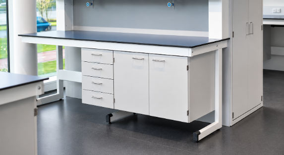 Why Trespa TopLab® PLUS is the Preferred Laboratory Worktop Solution in Saudi Arabia